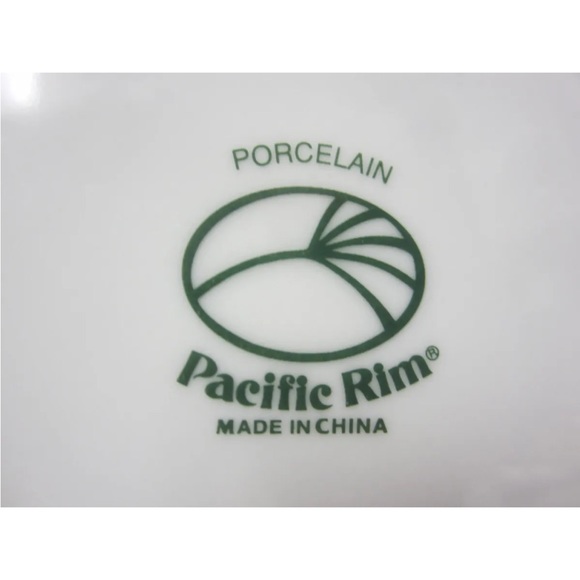 Pacific Rim red plaid soup cereal bowl set of 2 Holiday Christmas China dishes - Picture 9 of 11